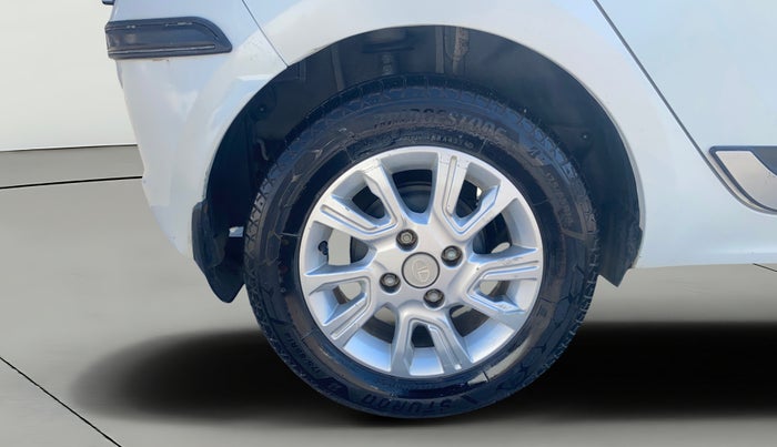 2017 Tata Tiago XZ PETROL, Petrol, Manual, 65,421 km, Right Rear Wheel