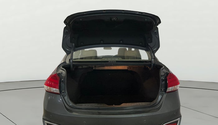 2022 Maruti Ciaz ZETA AT 1.5  SHVS PETROL, Petrol, Automatic, 57,975 km, Boot Door Open