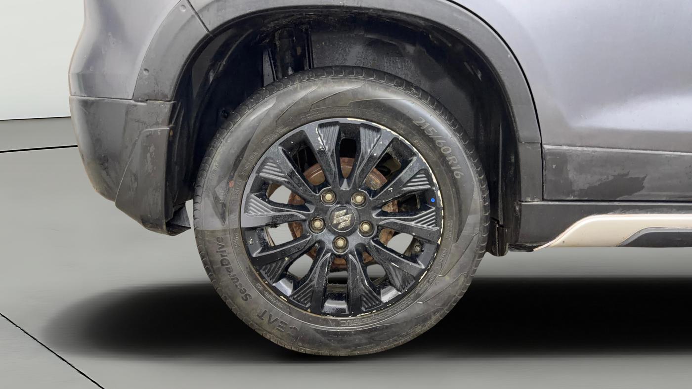 2022 Maruti Vitara Brezza ZXI, Petrol, Manual, 35,076 km, Right Rear Wheel