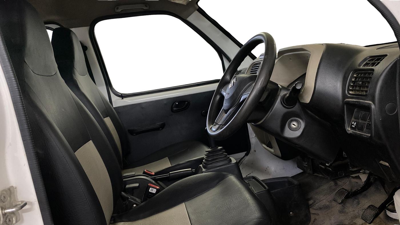 2023 Maruti Eeco 5 STR AC CNG, CNG, Manual, 54,807 km, Right Side Front Door Cabin
