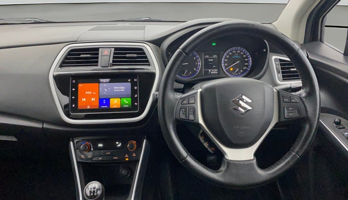 2020 Maruti S Cross ALPHA 1.5, Petrol, Manual, 39,225 km, Steering Wheel Close Up