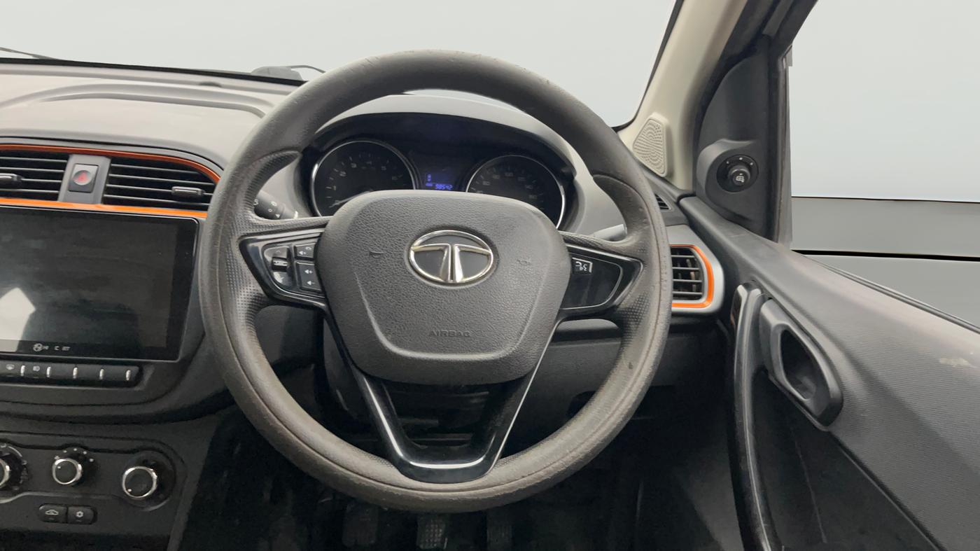 2018 Tata TIAGO NRG PETROL, Petrol, Manual, 98,734 km, Steering Wheel Close Up