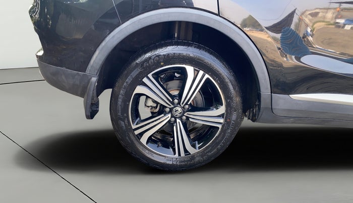 2022 MG ASTOR SHARP 1.5 CVT, Petrol, Automatic, 10,840 km, Right Rear Wheel