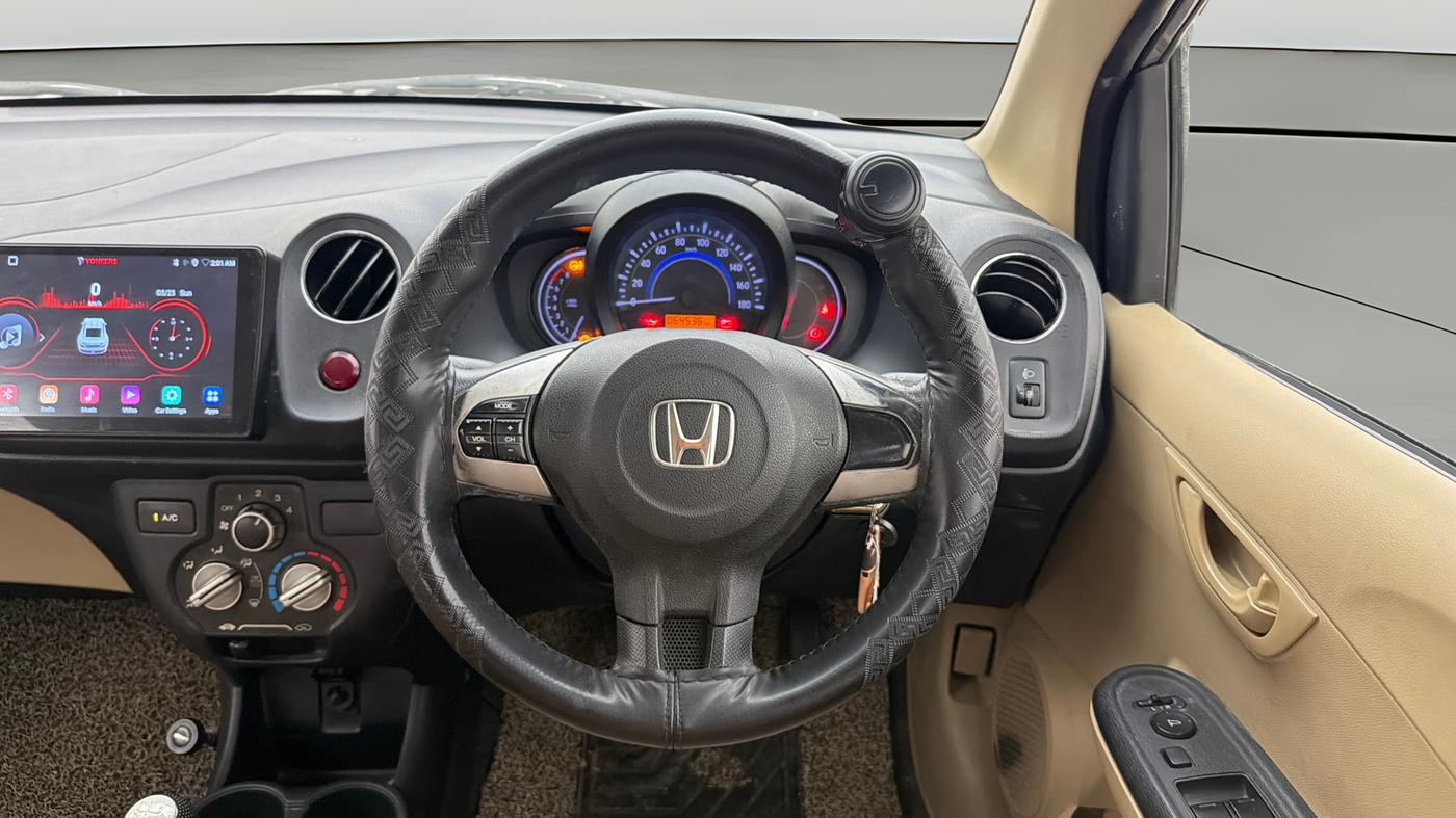 2015 Honda Amaze 1.2L I-VTEC S, Petrol, Manual, 64,495 km, Steering Wheel Close Up