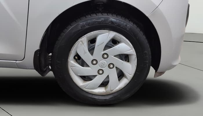 2019 Hyundai NEW SANTRO SPORTZ CNG, CNG, Manual, 66,345 km, Right Front Wheel