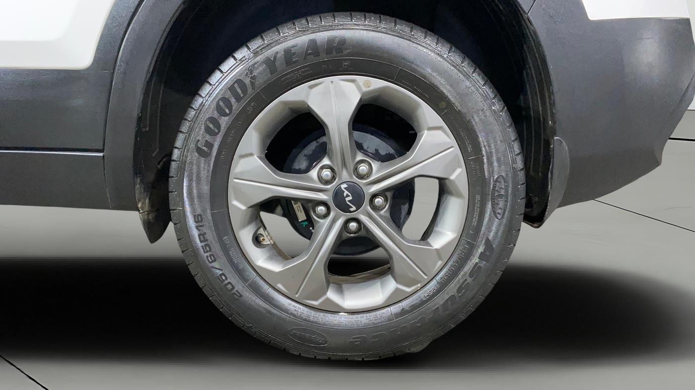 2021 KIA SELTOS HTK PLUS 1.5, Petrol, Manual, 30,310 km, Left Rear Wheel