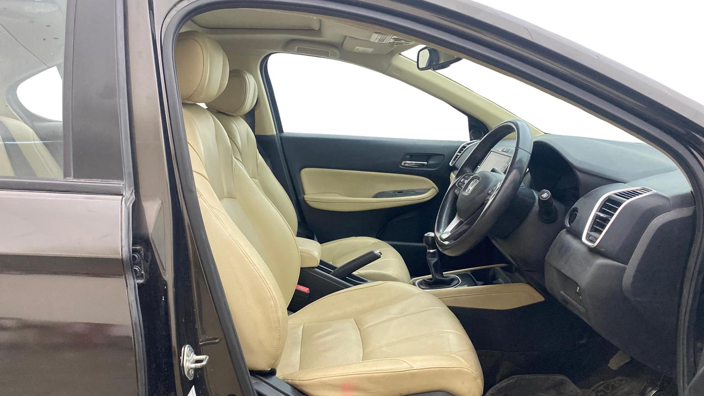 2021 Honda City 1.5L I-DTEC ZX, Diesel, Manual, 32,732 km, Right Side Front Door Cabin