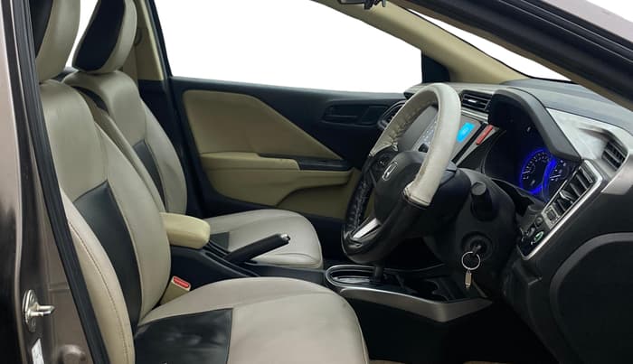 2014 Honda City 1.5L I-VTEC SV CVT, Petrol, Automatic, 96,638 km, Right Side Front Door Cabin