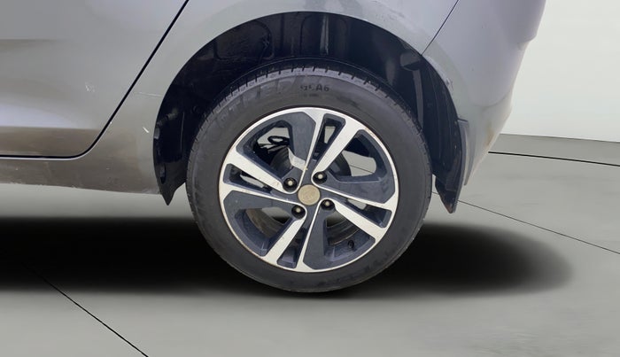 2023 Tata ALTROZ XZA, Petrol, Automatic, 30,120 km, Left Rear Wheel