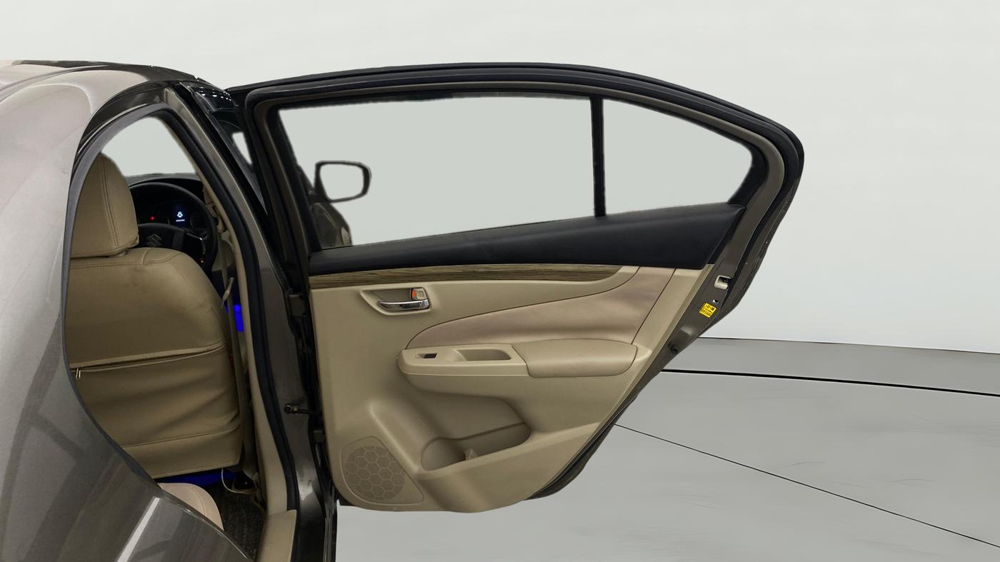 2018 Maruti Ciaz SIGMA 1.5 SHVS MT  PETROL, Petrol, Manual, 66,620 km, RHS Rear Door