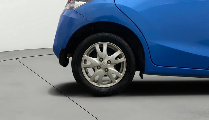 2013 Honda Brio VX AT, Petrol, Automatic, 59,974 km, Right Rear Wheel