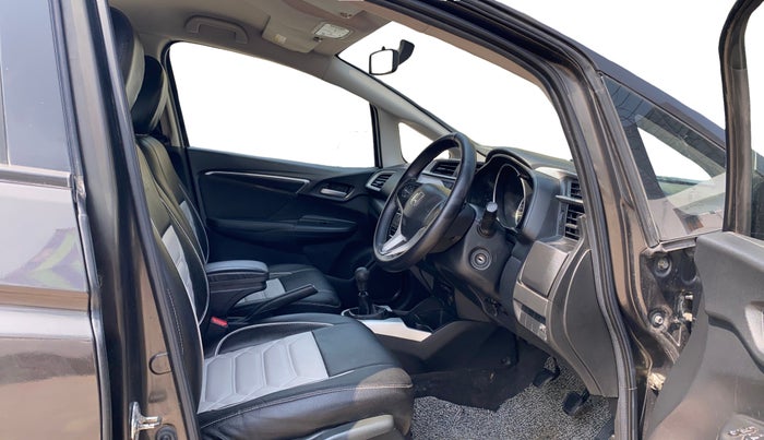 2015 Honda Jazz 1.5L I-DTEC VX, Diesel, Manual, 81,884 km, Right Side Front Door Cabin