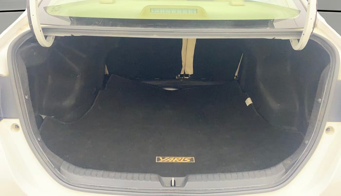 2020 Toyota YARIS J MT, Petrol, Manual, 49,011 km, Boot Open Zoomed View