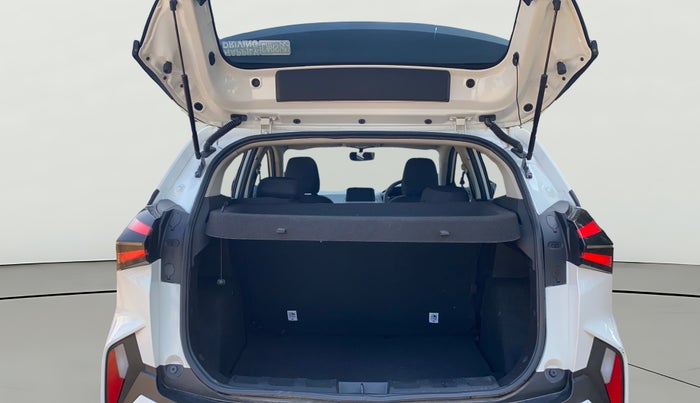 2024 Tata NEXON Smart Plus 1.2 Revotron 6 AMT, Petrol, Automatic, 14,400 km, Boot Open Zoomed View