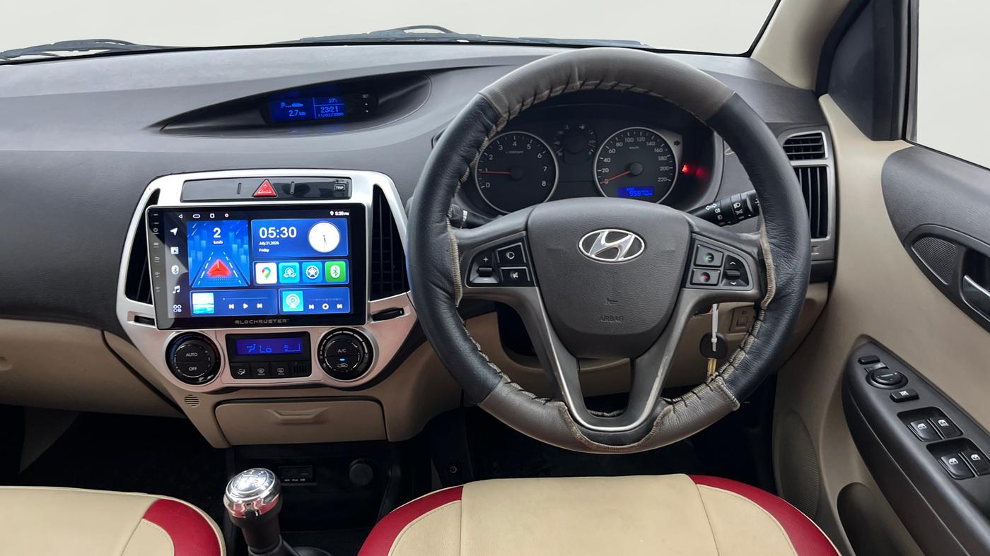 2013 Hyundai i20 SPORTZ 1.2, Petrol, Manual, 95,907 km, Steering Wheel Close Up