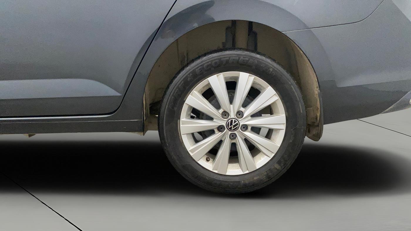 2024 Volkswagen VIRTUS HIGHLINE TSI 1.0 MT, Petrol, Manual, 21,033 km, Left Rear Wheel