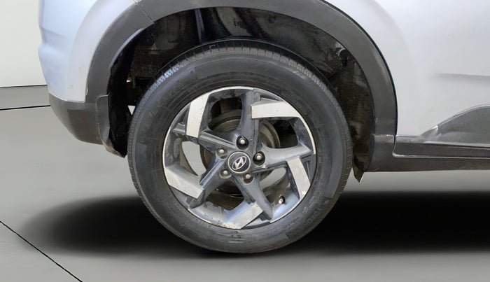 2019 Hyundai VENUE SX 1.0 (O) TURBO, Petrol, Manual, 40,934 km, Right Rear Wheel