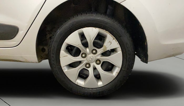 2015 Hyundai Xcent S 1.2, Petrol, Manual, 18,297 km, Left Rear Wheel