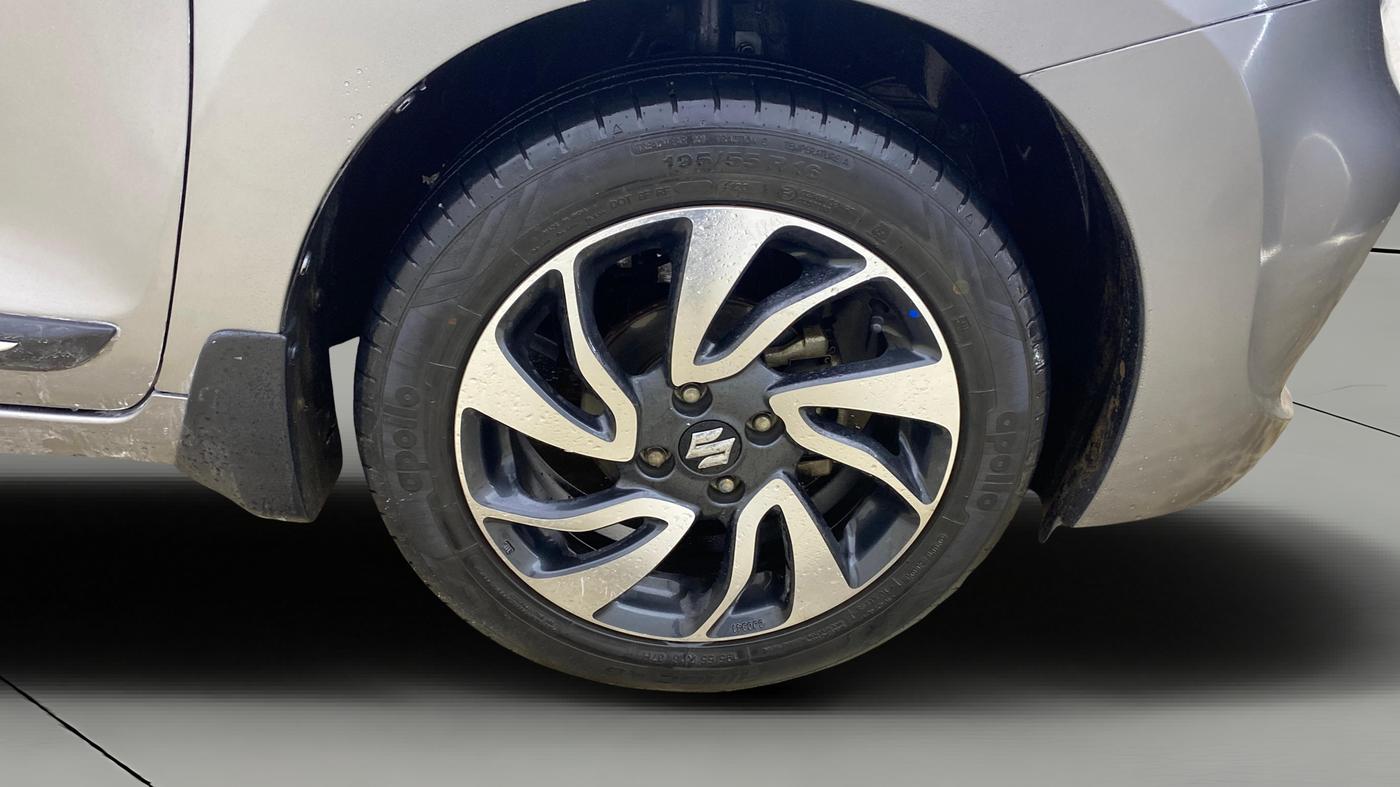 2020 Maruti Baleno ZETA PETROL 1.2, Petrol, Manual, 57,593 km, Right Front Wheel