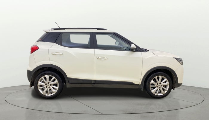 2020 Mahindra XUV300 W8 1.5 DIESEL, Diesel, Manual, 17,802 km, Right Side View