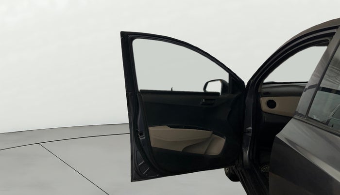 2017 Hyundai Grand i10 MAGNA AT 1.2 KAPPA VTVT, Petrol, Automatic, 68,959 km, LHS Front Door