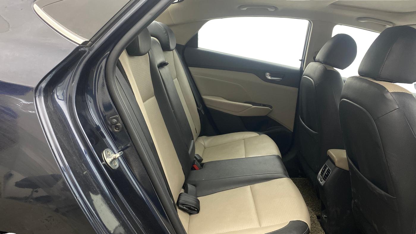 2021 Hyundai Verna SX (O) 1.5 VTVT IVT, Petrol, Automatic, 44,578 km, Right Side Rear Door Cabin