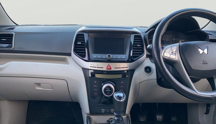 2023 Mahindra XUV300 W8 (O) 1.2 PETROL, Petrol, Manual, 30,905 km, Air Conditioner