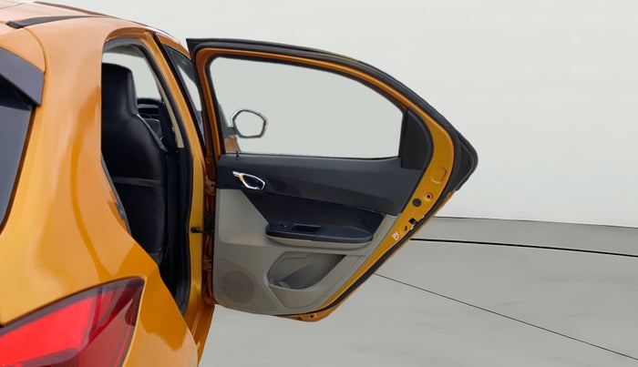 2017 Tata Tiago XZ PETROL, CNG, Manual, 55,603 km, RHS Rear Door