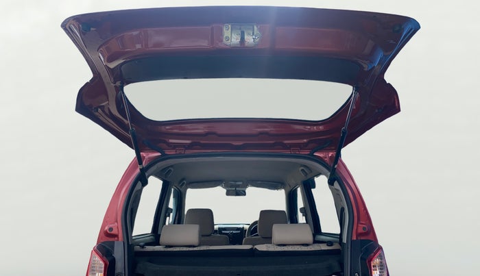 2018 Maruti Wagon R 1.0 VXI AMT, Petrol, Automatic, 10,911 km, Boot Door Open