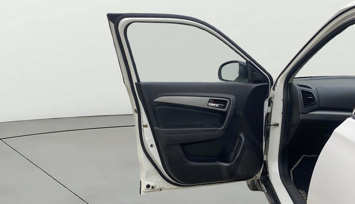 2019 Maruti Vitara Brezza ZDI PLUS AMT, Diesel, Automatic, 1,08,164 km, LHS Front Door