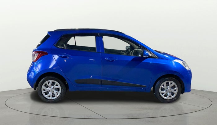 2017 Hyundai Grand i10 SPORTZ (O) 1.2 KAPPA VTVT, Petrol, Manual, 38,898 km, Right Side View