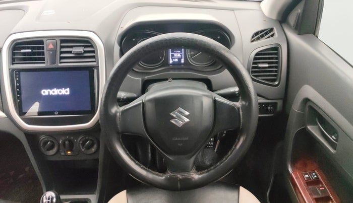 2017 Maruti Vitara Brezza VDI (O), Diesel, Manual, 79,525 km, Steering Wheel Close Up