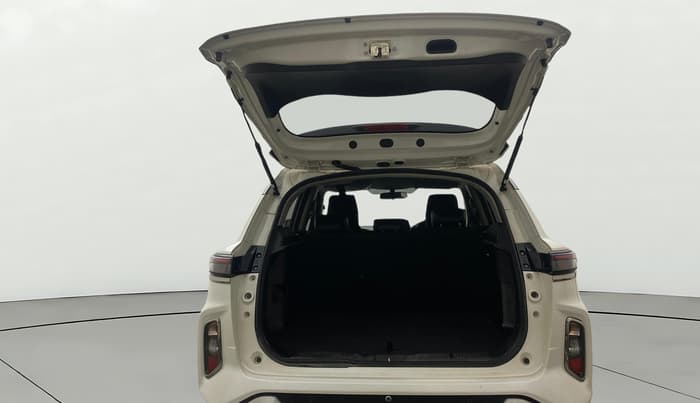 2023 Maruti Grand Vitara SIGMA SMART HYBRID, Petrol, Manual, 67,512 km, Boot Door Open