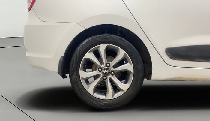 2015 Hyundai Xcent SX AT 1.2 (O), Petrol, Automatic, 89,931 km, Right Rear Wheel