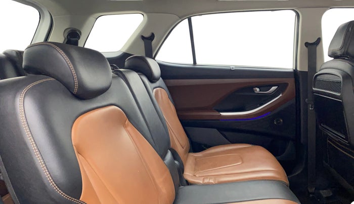 2021 Hyundai ALCAZAR PRESTIGE 2.0 MT 7STR, Petrol, Manual, 29,221 km, Right Side Rear Door Cabin