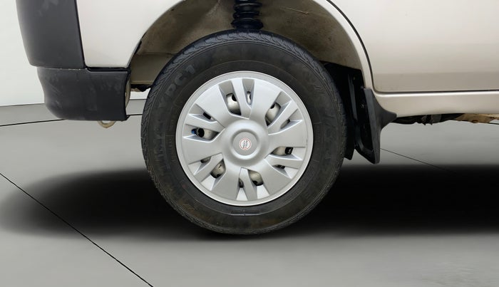 2022 Maruti Eeco 7 STR STD 1.2, Petrol, Manual, 41,911 km, Left Front Wheel