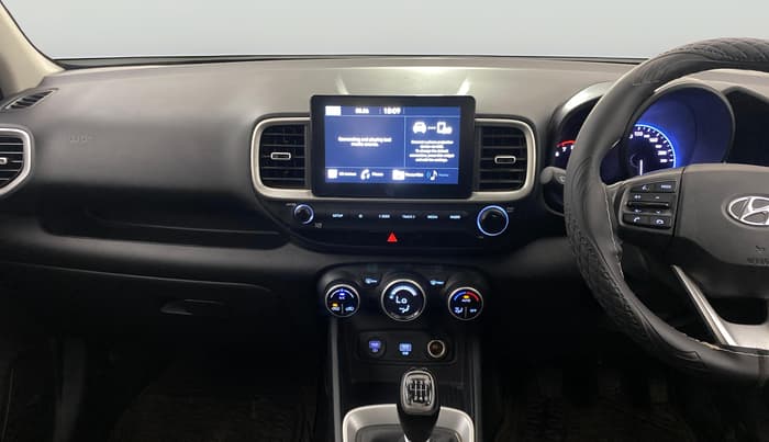 2020 Hyundai VENUE SX 1.0 TURBO, Petrol, Manual, 80,025 km, Air Conditioner