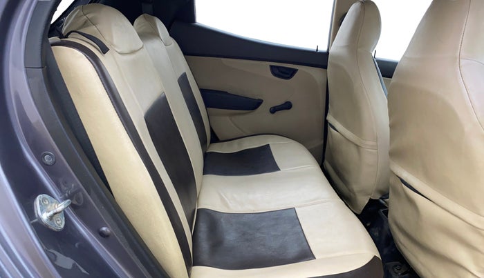 2015 Hyundai Eon ERA +, Petrol, Manual, 47,191 km, Right Side Rear Door Cabin