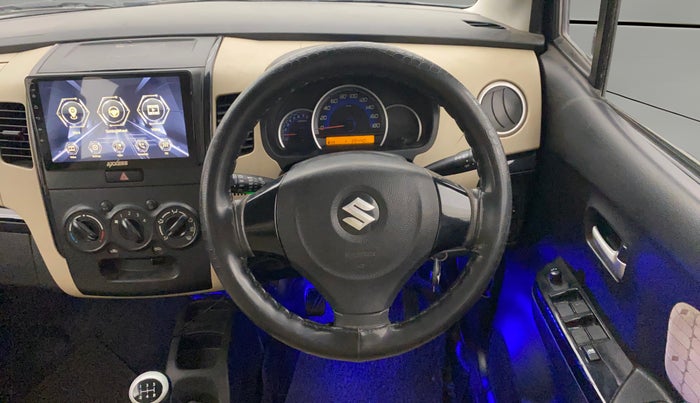 2017 Maruti Wagon R 1.0 VXI+, CNG, Manual, 39,435 km, Steering Wheel Close Up