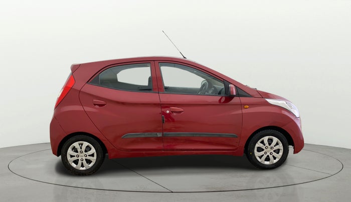 2018 Hyundai Eon SPORTZ, CNG, Manual, 51,218 km, Right Side View