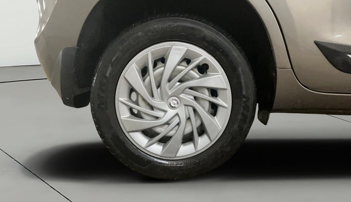 2021 Maruti Baleno SIGMA PETROL 1.2, CNG, Manual, 83,063 km, Right Rear Wheel