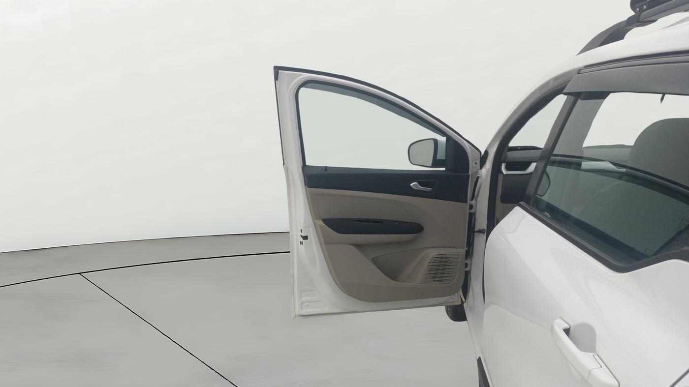 2020 Renault TRIBER RXZ AMT, Petrol, Automatic, 24,663 km, LHS Front Door