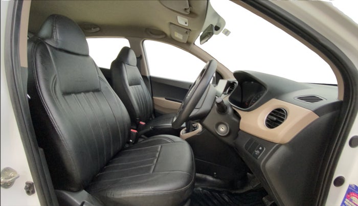 2019 Hyundai Grand i10 MAGNA 1.2 KAPPA VTVT, Petrol, Manual, 86,450 km, Right Side Front Door Cabin