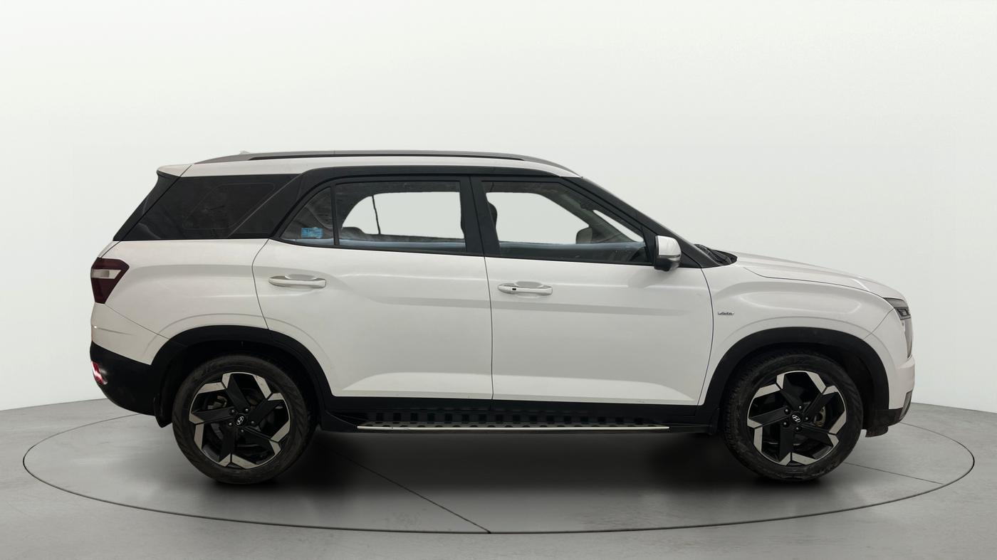 2022 Hyundai ALCAZAR 1.5 SIGNATURE (O) AT 7STR, Diesel, Automatic, 1,33,169 km, Right Side View