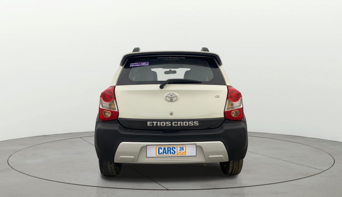 2014 Toyota Etios CROSS 1.2 G, Petrol, Manual, 70,160 km, Back/Rear