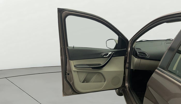 2018 Tata Tiago XZ PETROL, Petrol, Manual, 50,359 km, LHS Front Door