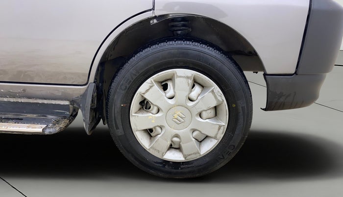 2022 Maruti Eeco 5 STR AC CNG (O), CNG, Manual, 42,135 km, Right Front Wheel