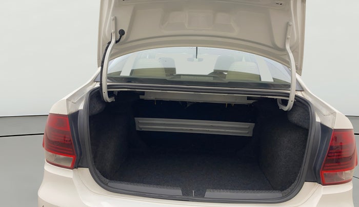 2018 Volkswagen Vento HIGHLINE PLUS 1.2 AT 16 ALLOY, Petrol, Automatic, 67,028 km, Boot Open Zoomed View