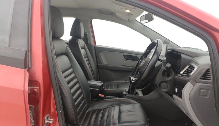 2020 Tata ALTROZ XT PETROL, Petrol, Manual, 56,124 km, Right Side Front Door Cabin