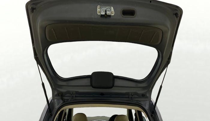 2014 Hyundai i10 SPORTZ 1.2, CNG, Manual, 86,107 km, Boot Door Open